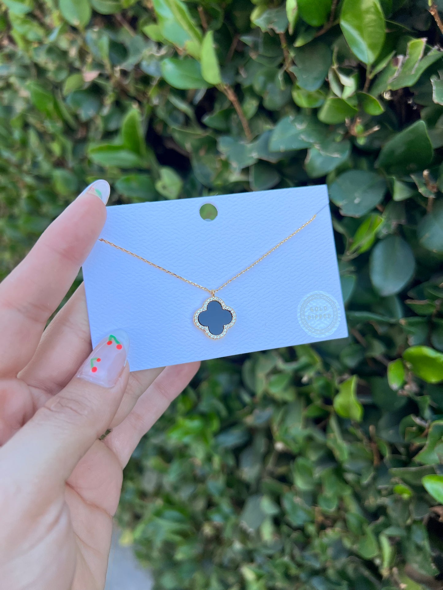 Livi Shiny Necklace