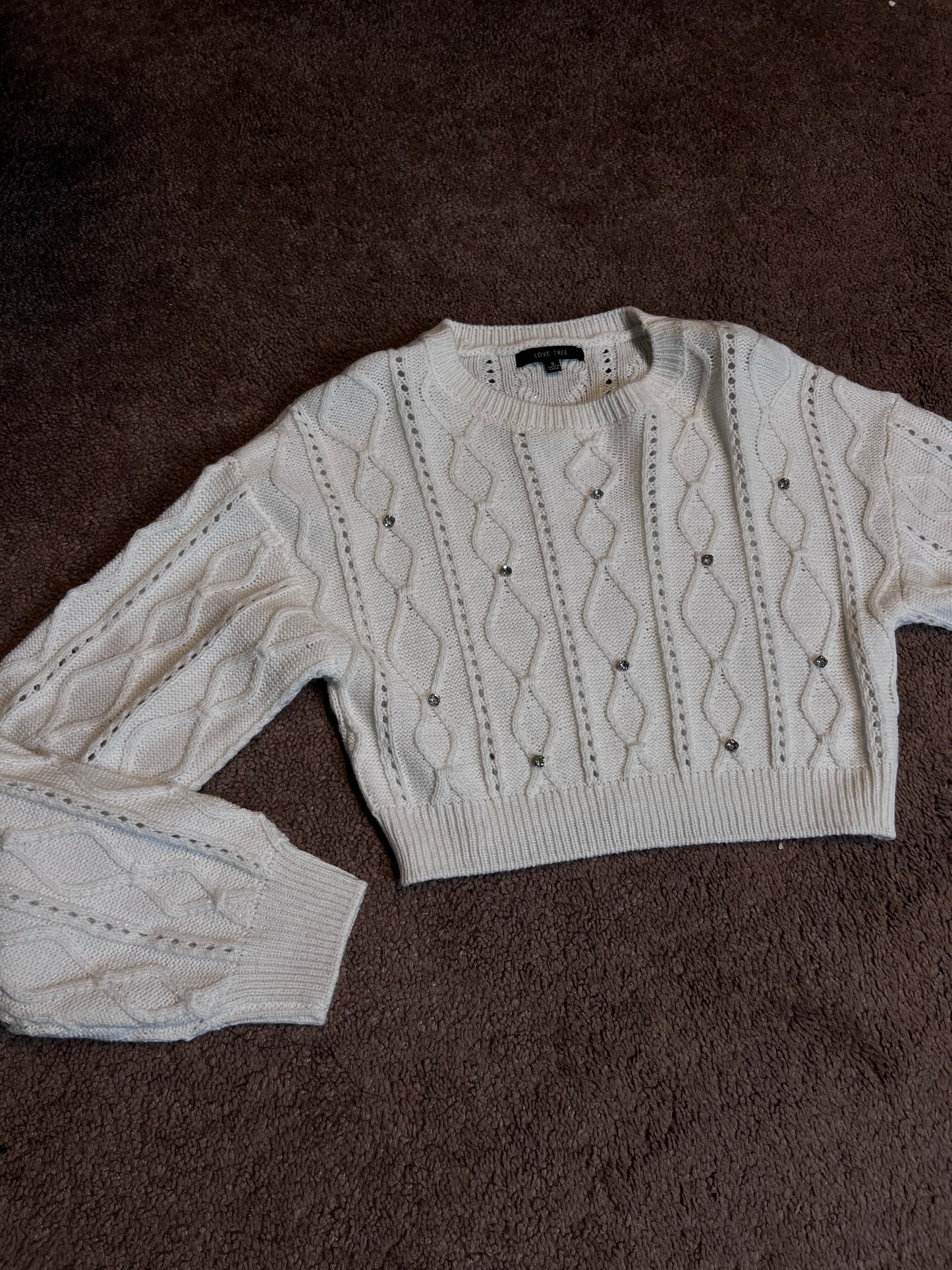 Basic Diamond White Sweater